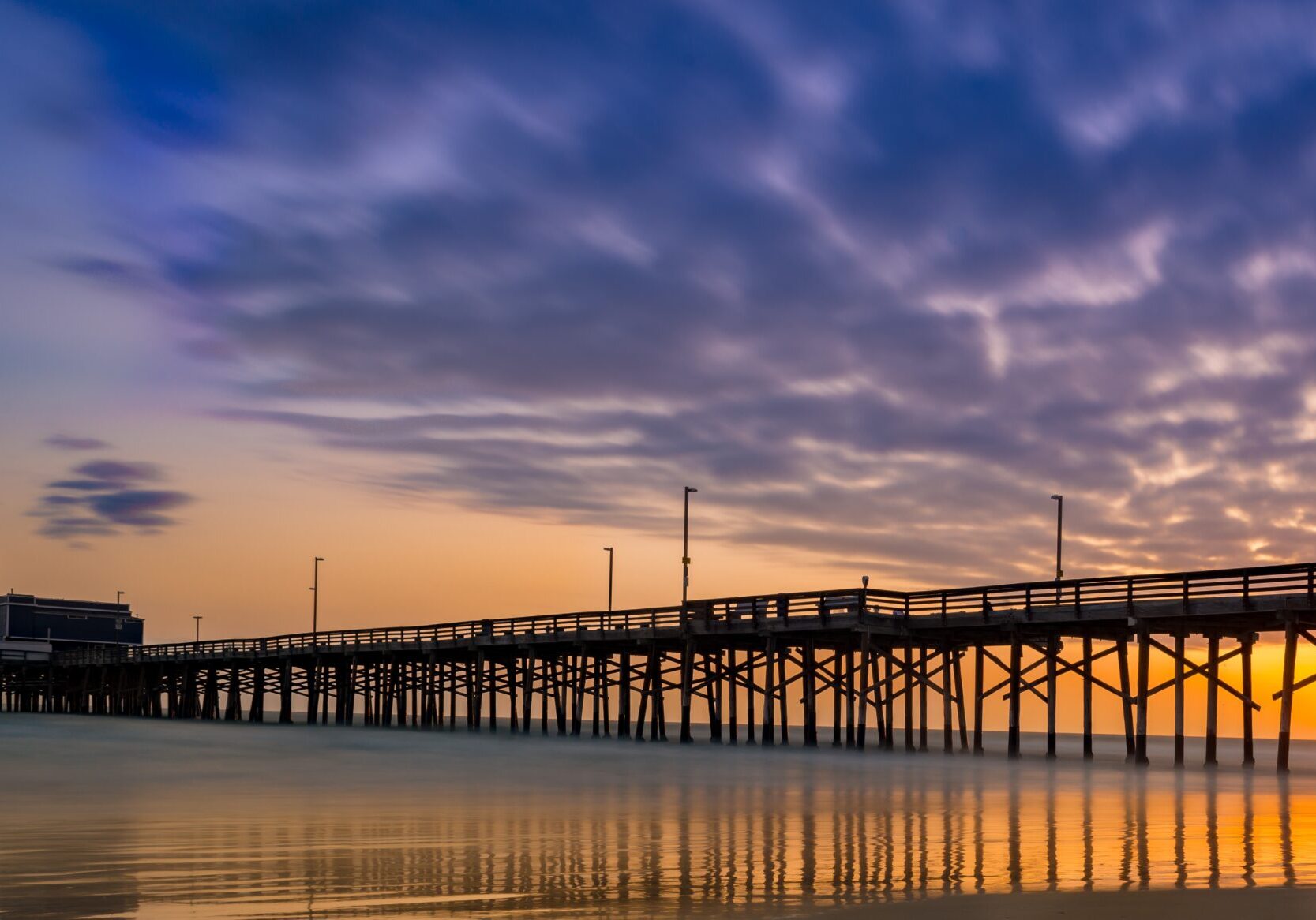 NewportPier cropped